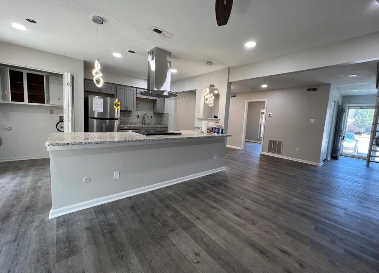 5025 Eaton Ct #1 - Photo 4 of 17