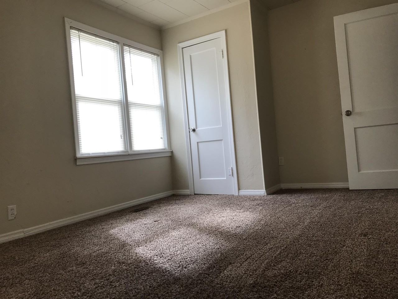 1221 N Louisa Ave #55 - Photo 5 of 9