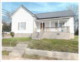 featured image of 401 Walnut St #1