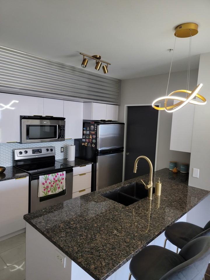 5221 Nora Bernard St #303 - Photo 3 of 19