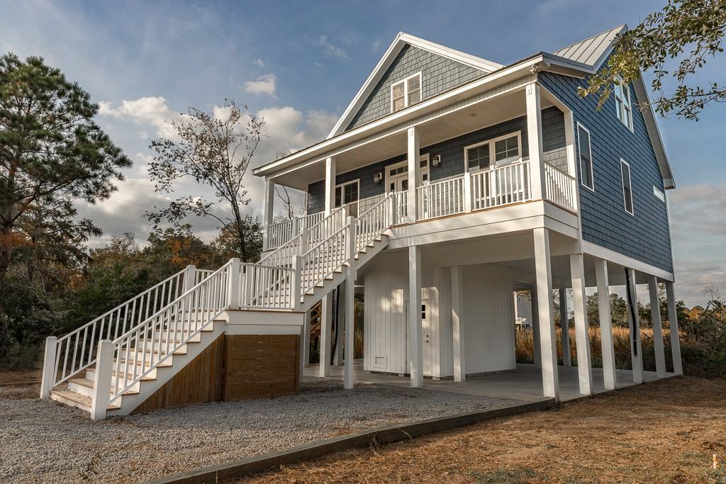 104 Bayside Dr #1 - Photo 2 of 9