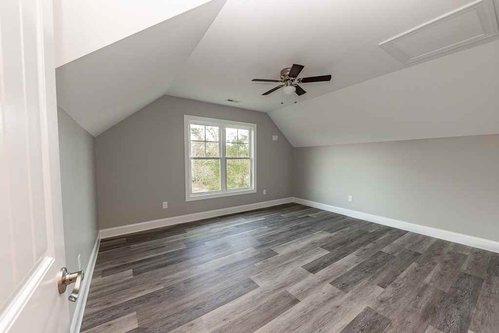 104 Bayside Dr #1 - Photo 3 of 9