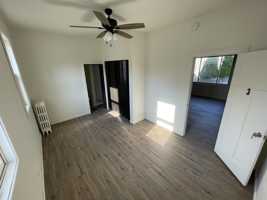 featured image of 807 Wood St #3