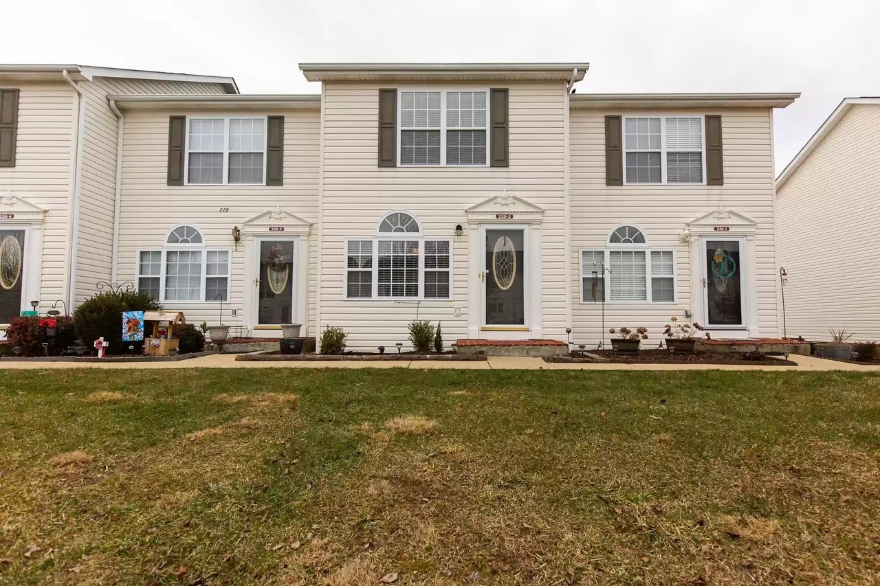 235 Amanda Ln #2 - Photo 2 of 44
