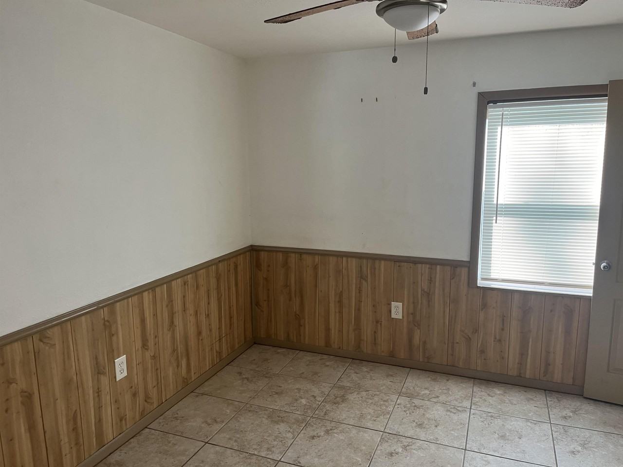 988 Sw Arlington Blvd #102 - Photo 5 of 8