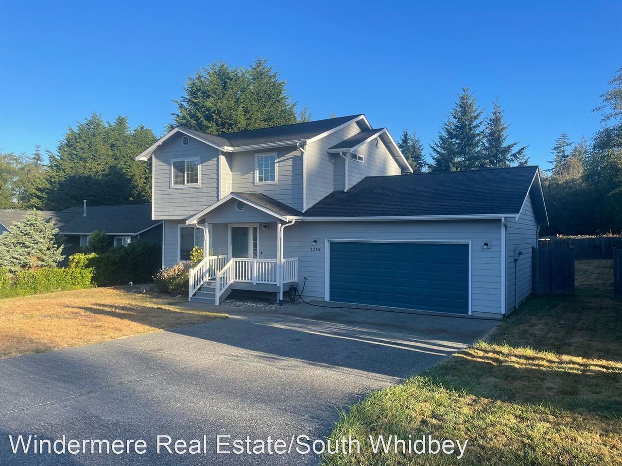 1215 Lotus Ln - Photo 2 of 34