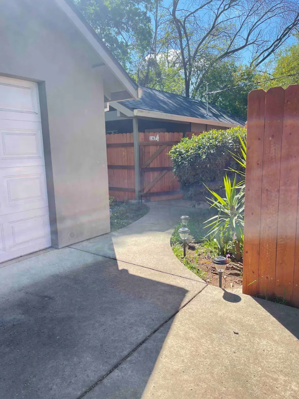 167 Donner Ave - Photo 3 of 19