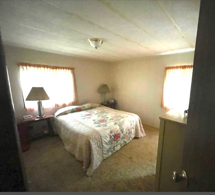 5 Holly Ln - Photo 3 of 6