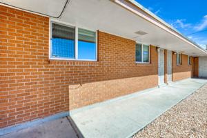 featured image of 8709 Lawson St #2