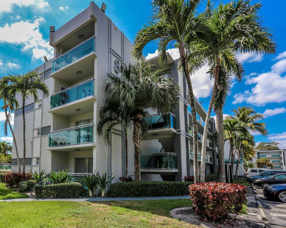8461 Springtree Dr Apt 403a