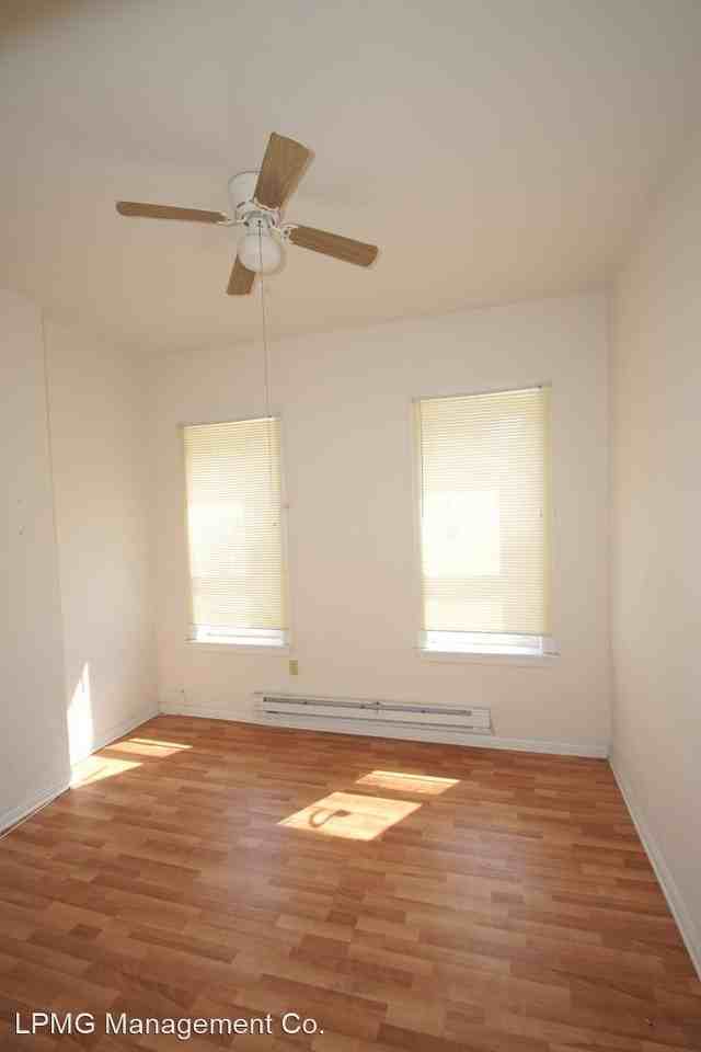 2439 W Jefferson Street - Photo 3 of 5