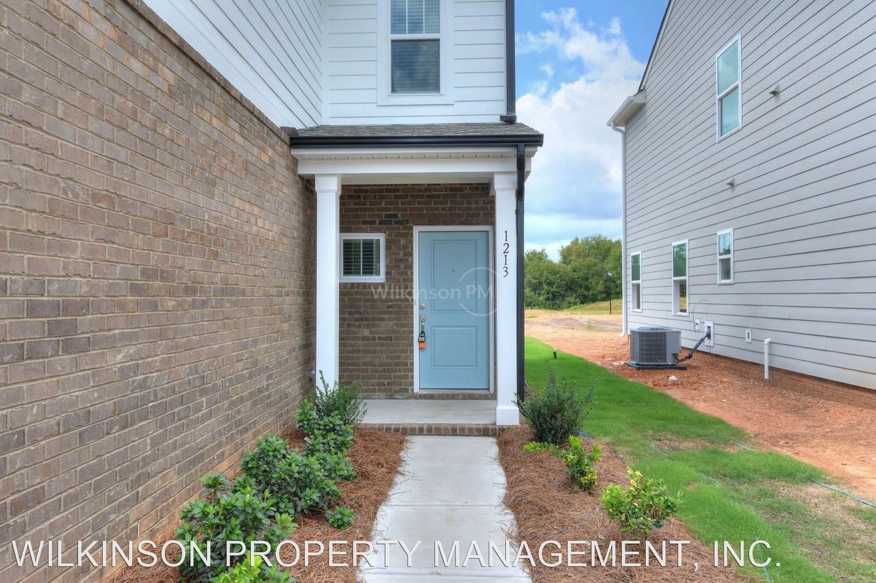 1213 Scotch Meadows Loop - Photo 2 of 29