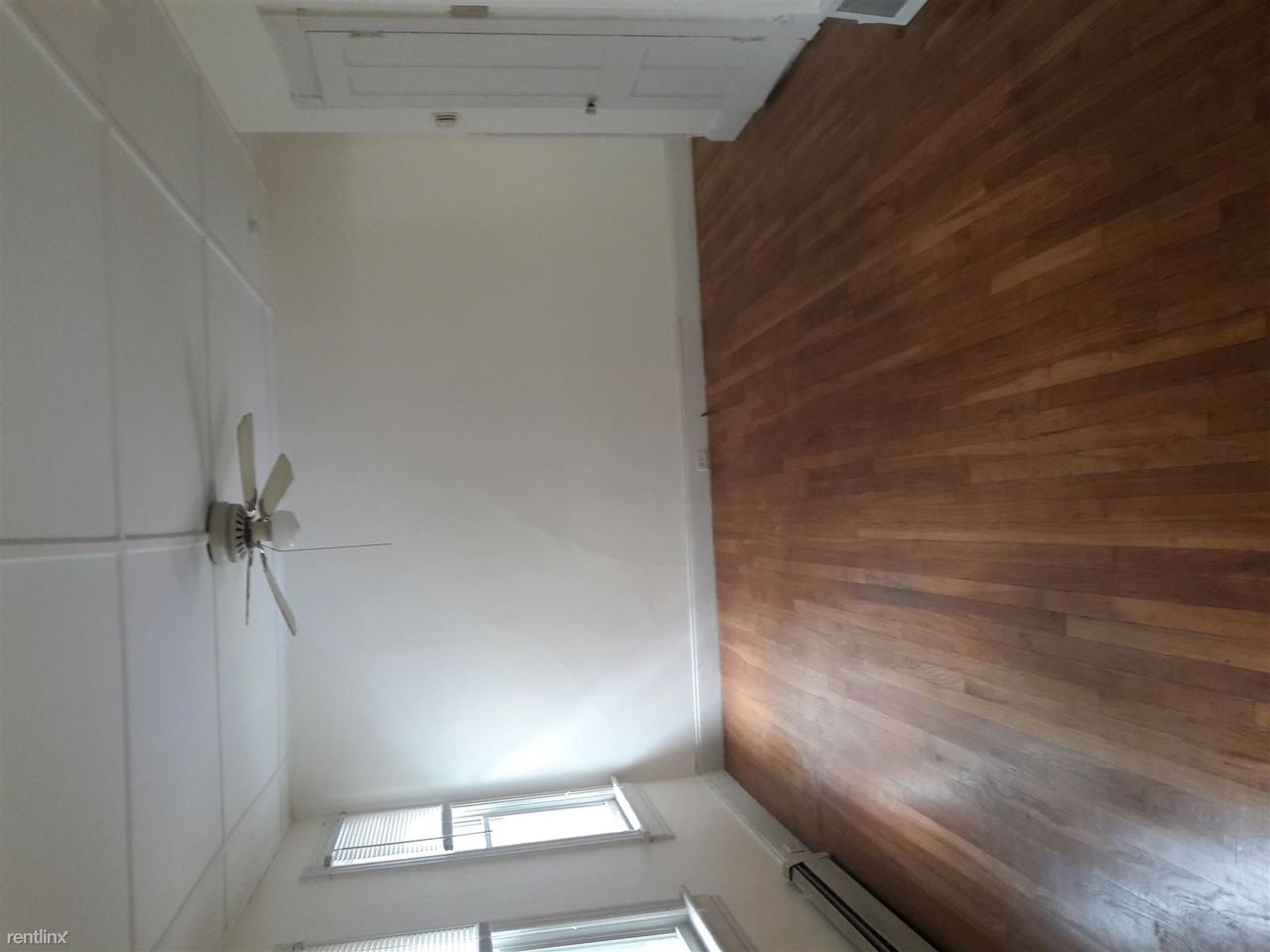 47 Golden Hill St - Photo 3 of 11