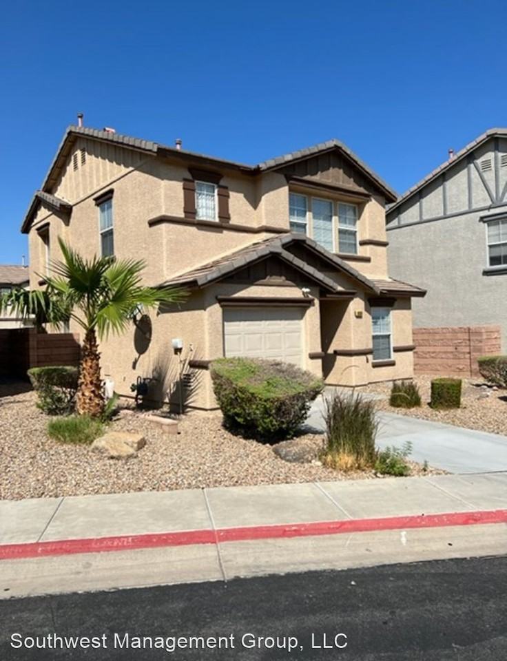 1089 Paradise Coach Dr - Photo 3 of 32