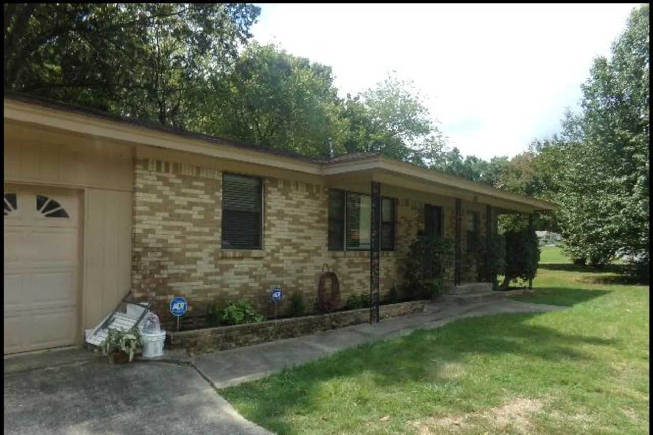 13 Point O Woods Dr - Photo 3 of 10