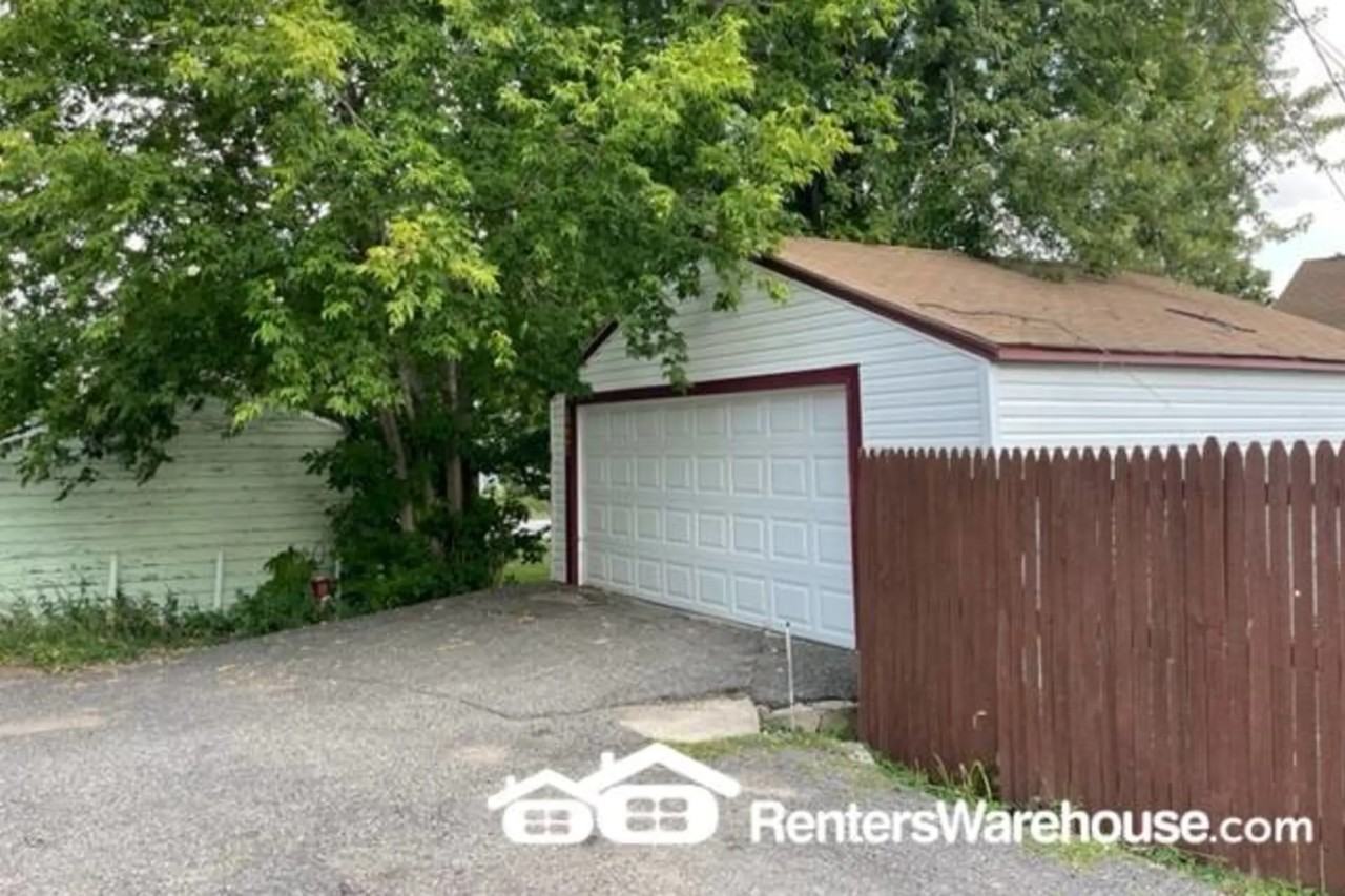 3446 Taylor St Ne - Photo 3 of 13