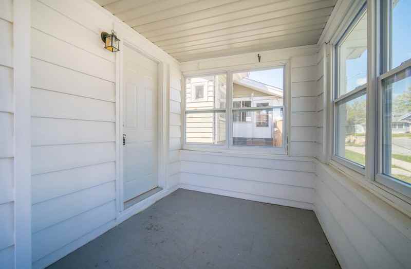 1757 N 55th St - Photo 2 of 21
