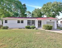 211 E Meadowlark Blvd - Photo 1 of 1