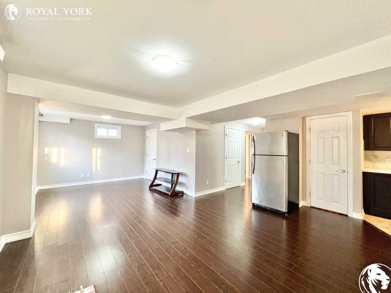 45 Philips View Cres #2 - Photo 3 of 27