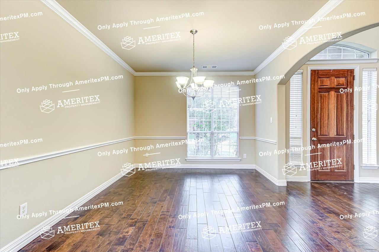 337 Daleport Dr - Photo 2 of 33