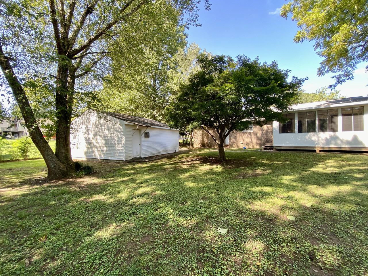 1016 Arnold Rd - Photo 2 of 31