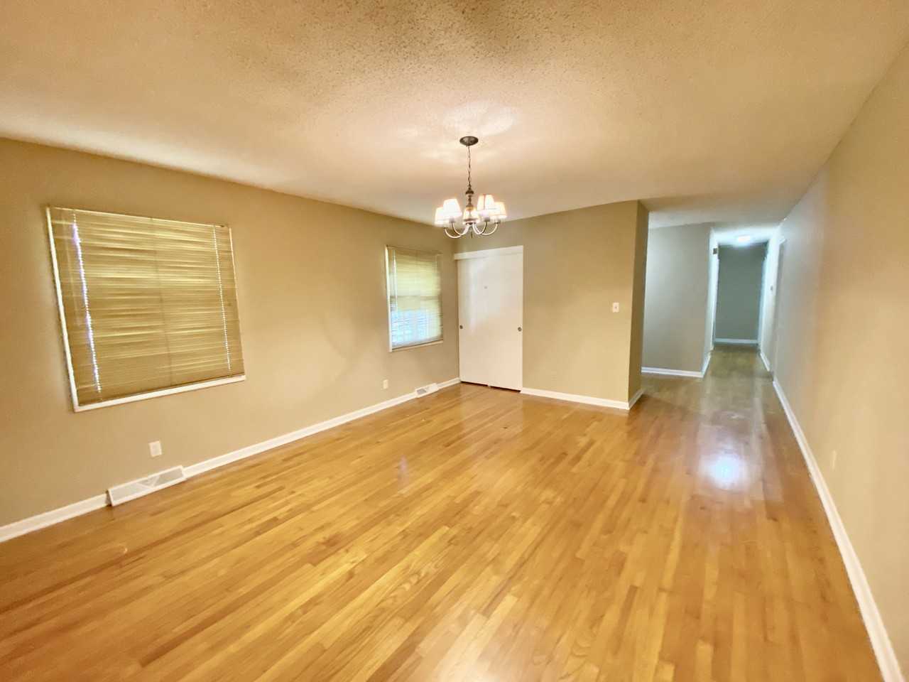 1016 Arnold Rd - Photo 7 of 31