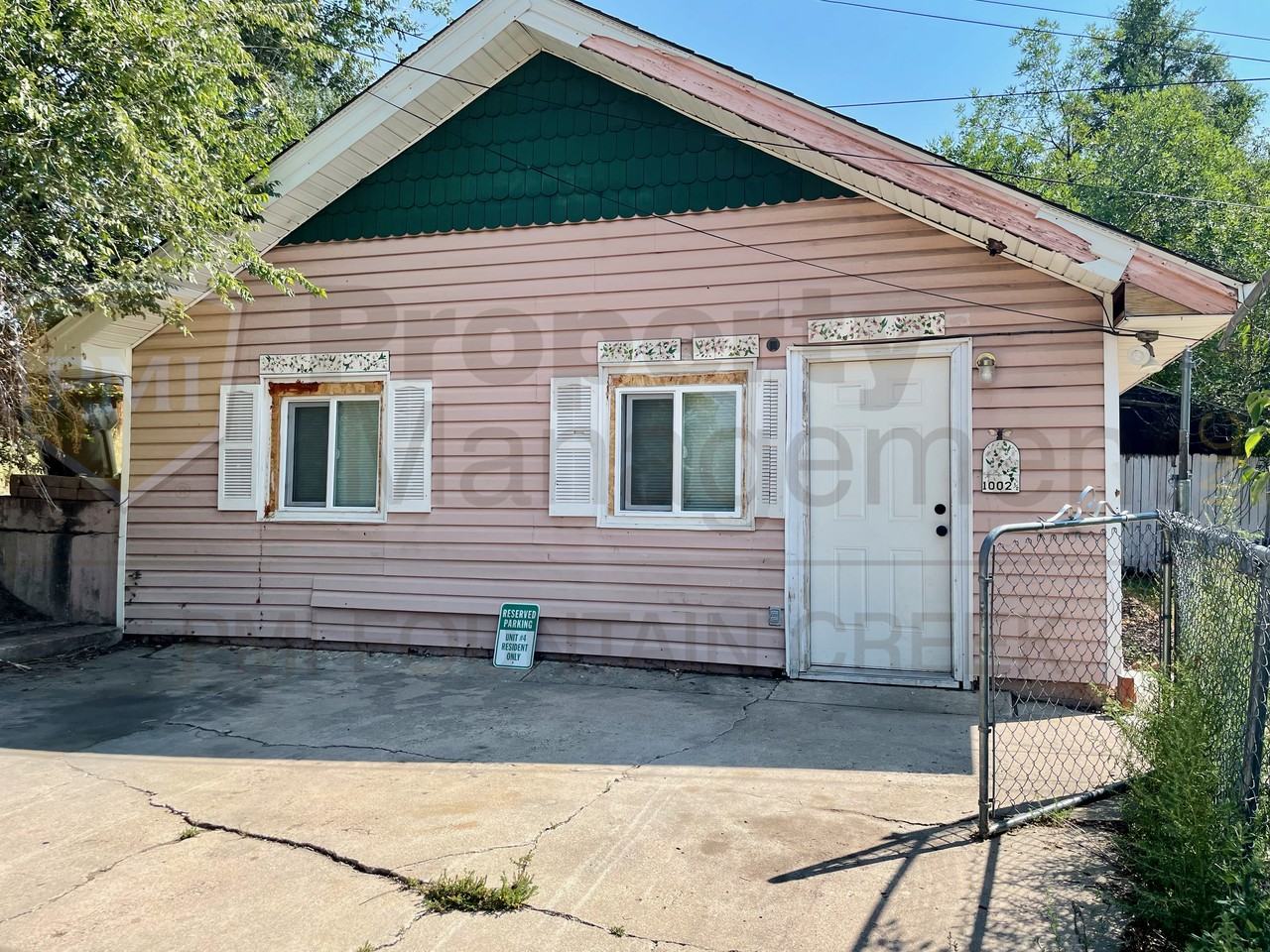 1002 E Rio Grande St - Photo 2 of 15