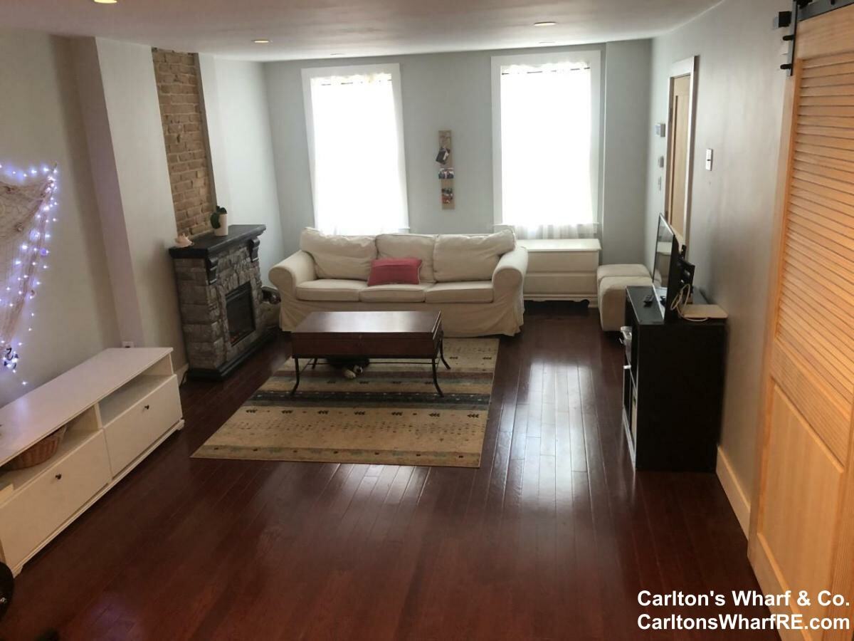 36 White St #1 - Photo 3 of 6
