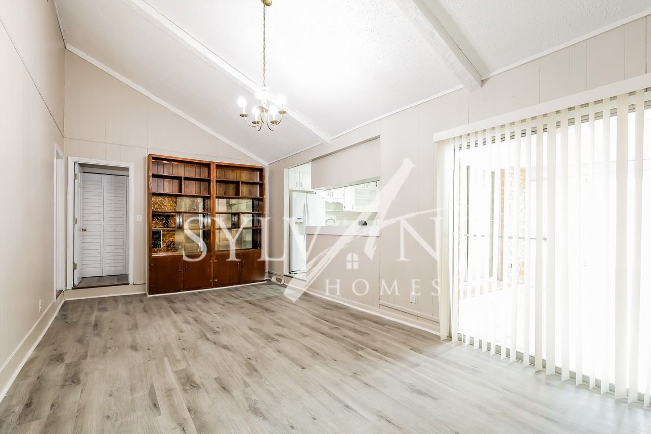 1287 Ogden Rd - Photo 3 of 14