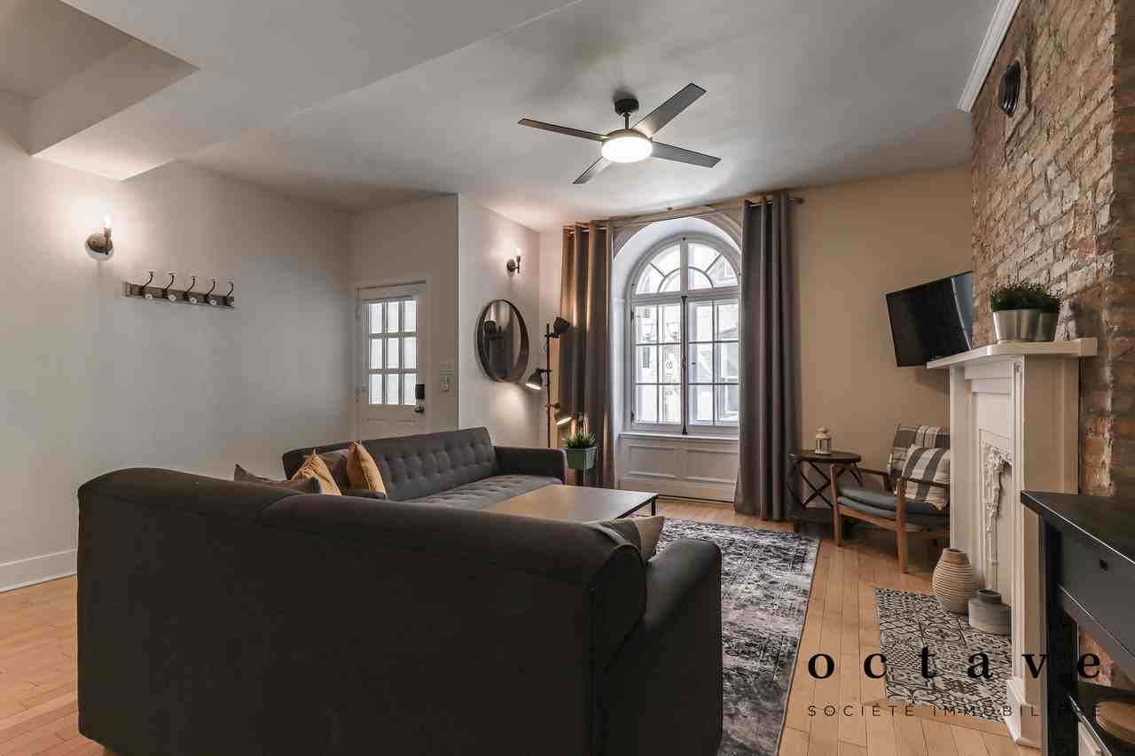 155 Rue Sainte-Anne - Photo 2 of 18