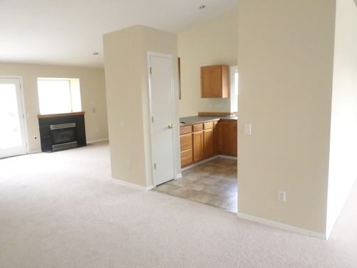 9120 55th Ave NE - Photo 3 of 12