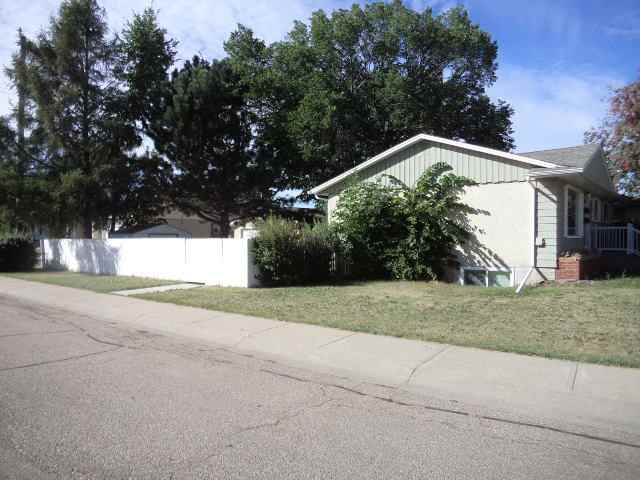 15001 86 Avenue Northwest - Photo 3 of 7