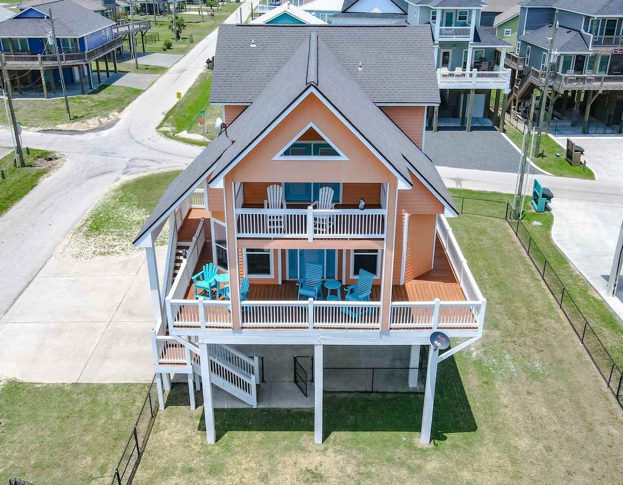 2774 Gulf View Lane - Photo 3 of 27