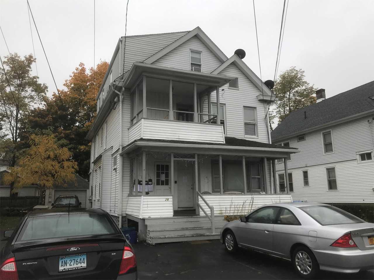 28 Center St 3rd Fl #3rdFL - Photo 7 of 7