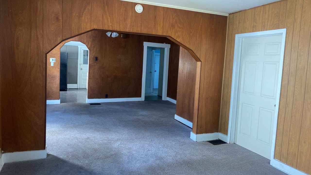 515 W Pearl St #1 - Photo 3 of 24