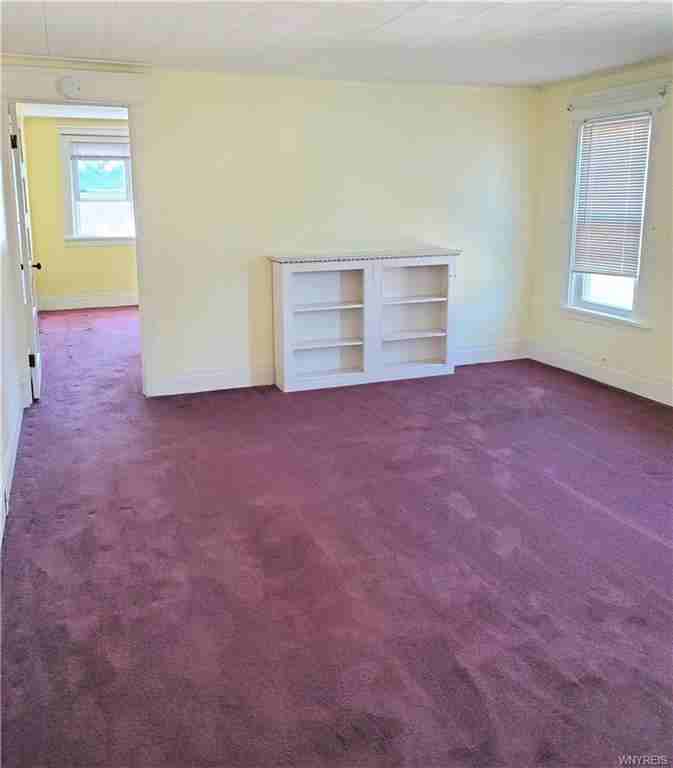 29 Ramsdell Ave Uppr - Photo 3 of 11