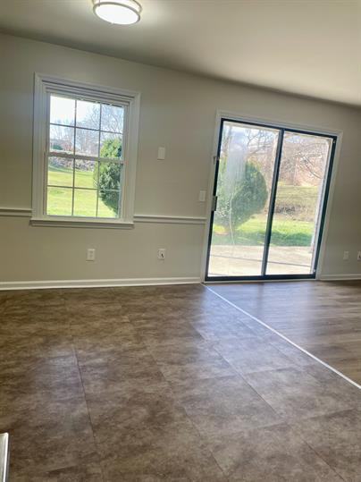 122 Sycamore Court, Unit 35 - Photo 2 of 14