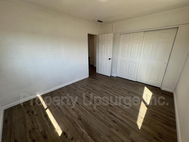 1420 Lake Boulevard - Photo 7 of 10