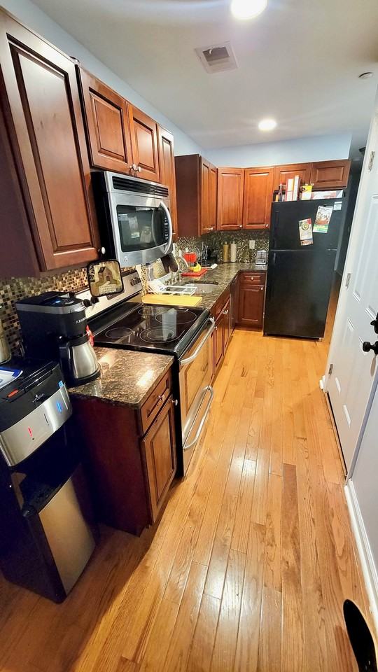 2352 N Park Ave #2-2 - Photo 3 of 7