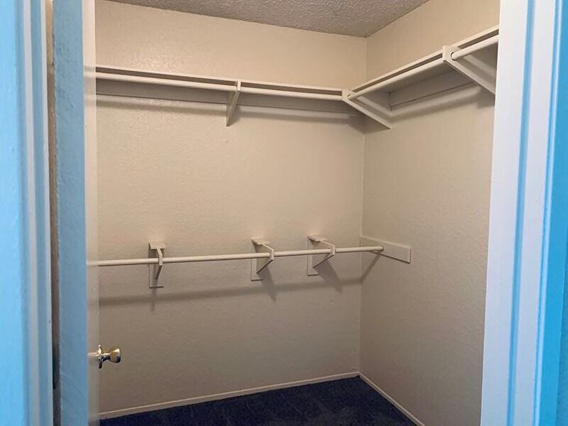 Valle Del Sol Apartments - Photo 3 of 10