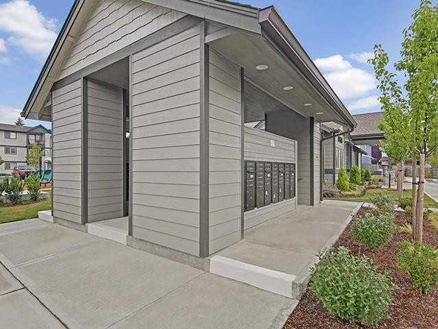 1060 Insignia Loop - Photo 3 of 35