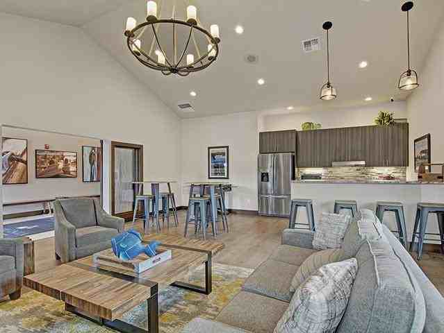 1060 Insignia Loop - Photo 7 of 35