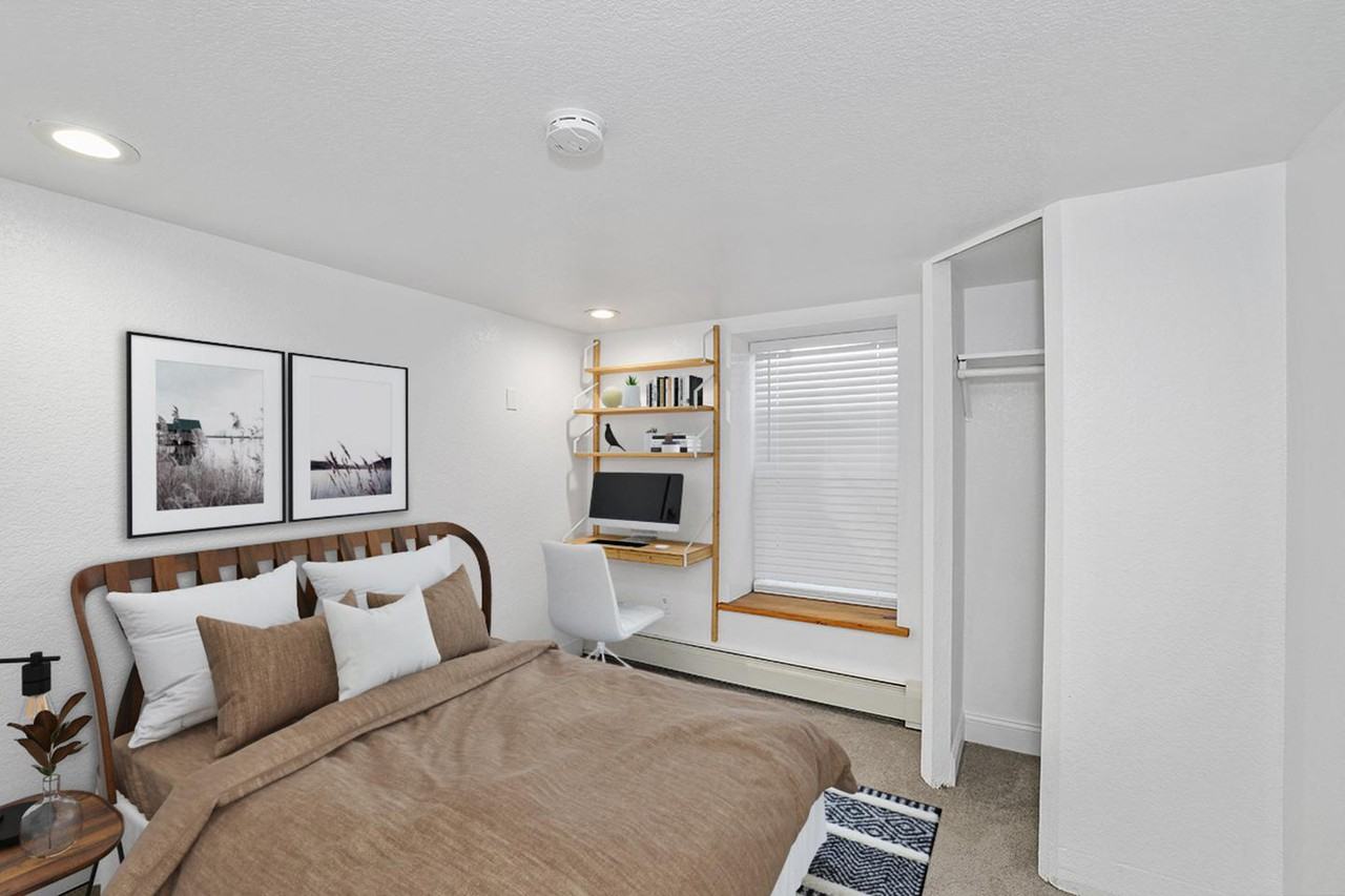 536 N Logan St - Photo 7 of 16