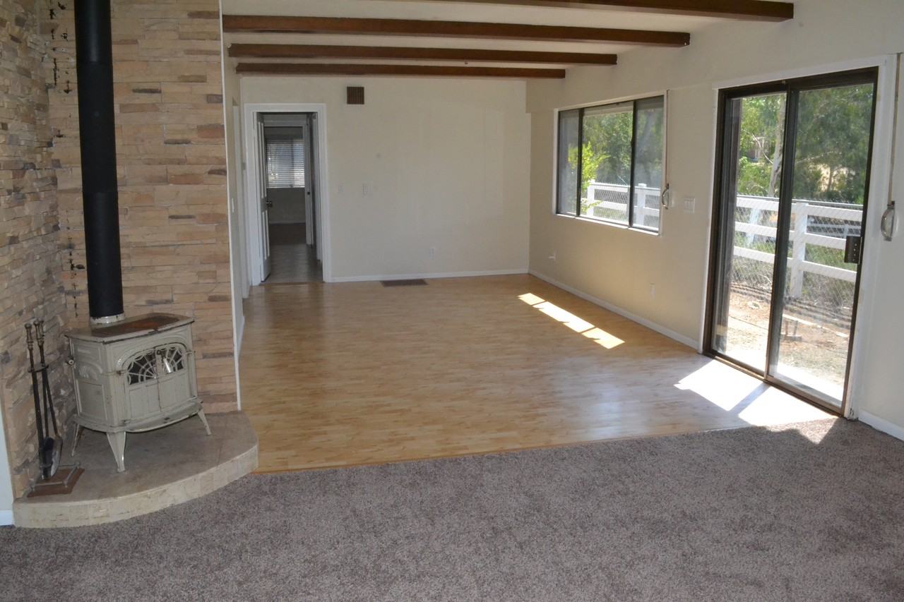 118 Alva Ln - Photo 3 of 13