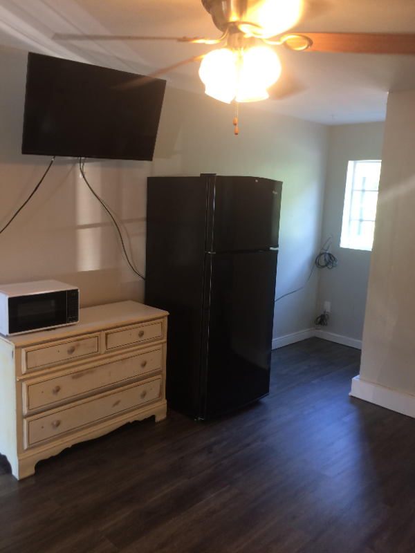 1939 Frederick St - Photo 2 of 3