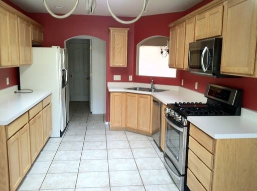 5036 E Hillcrest Dr - Photo 2 of 4