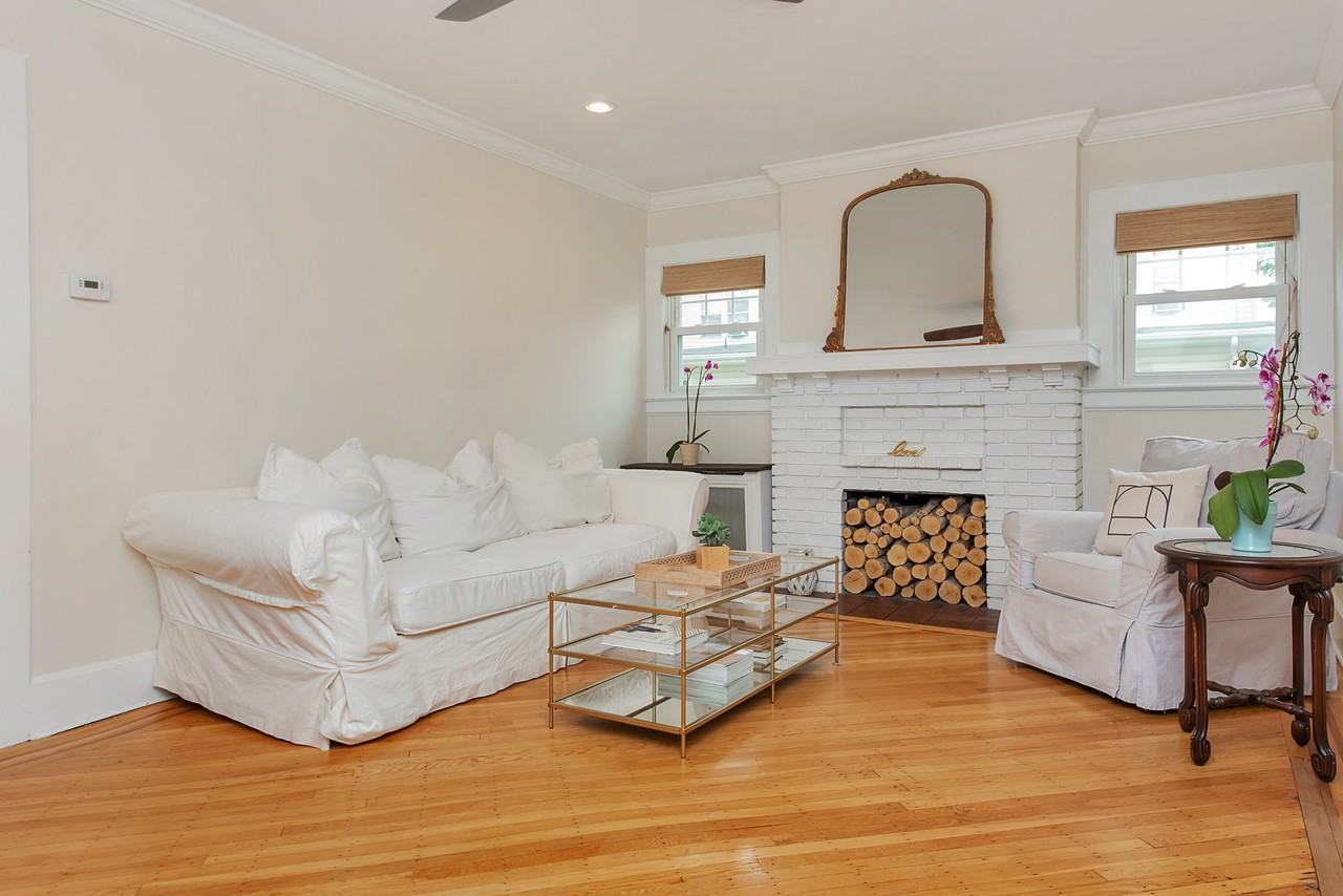 708 Valley Rd - Photo 2 of 19