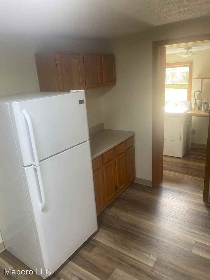 858 Rawley Ave - Photo 3 of 9