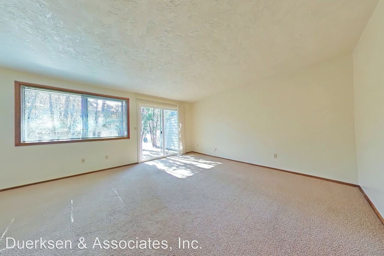 4163 Nw Walnut Pl - Photo 2 of 10