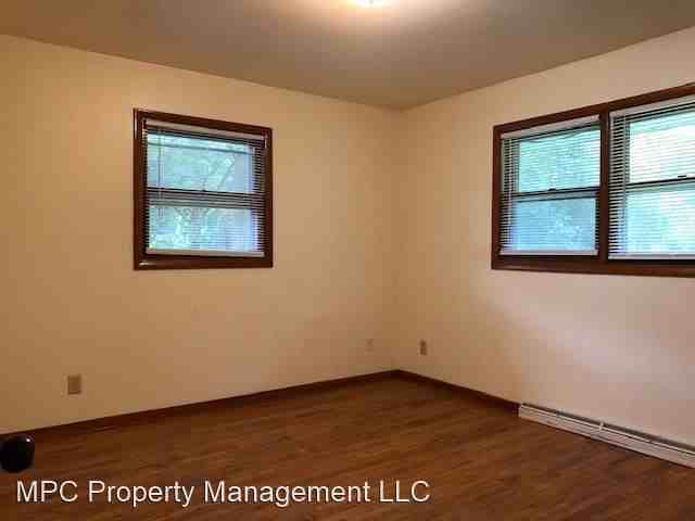 8301 Park St - Photo 2 of 15